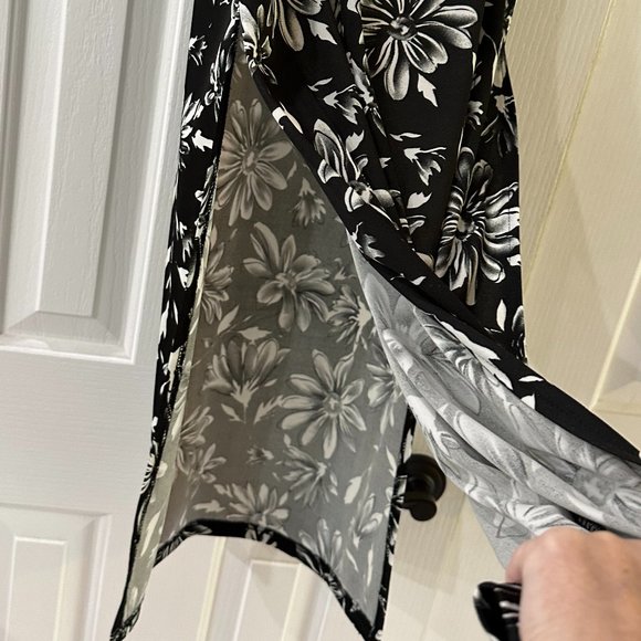 Women's Pencil Skirt, Size S - Picture 5 of 10